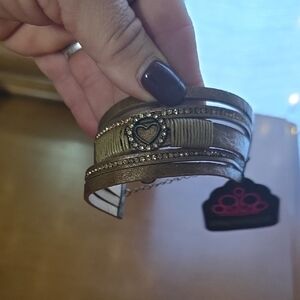 Paparazzi Brown and Gold Heart Bracelet